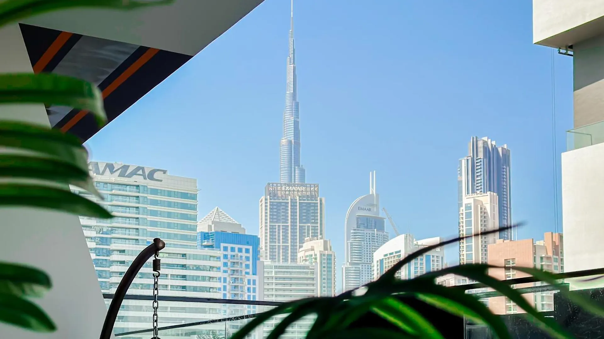 Trophy Lux Suite With Garden Balcony And Burj Khalifa Views Dubai