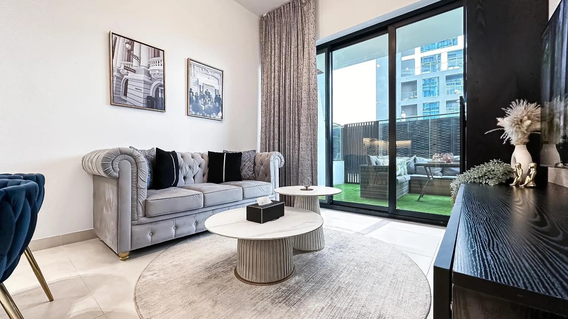 Apartment Trophy Lux Suite With Garden Balcony And Burj Khalifa Views Dubai